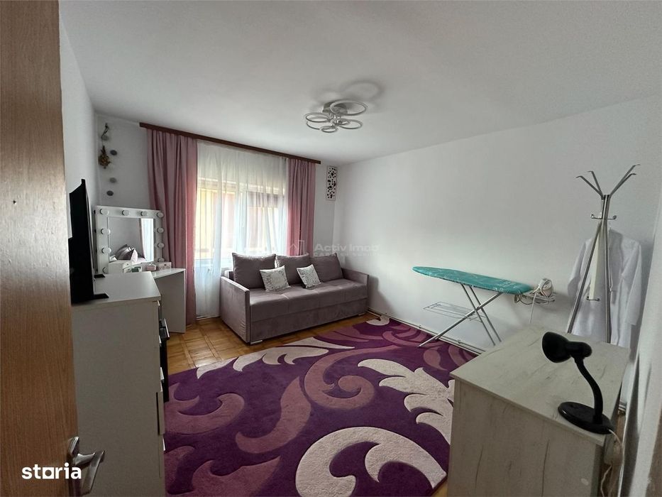 Resita, Apt. 3 cam.Conf.1 Sporit, Central, Zona Piata Sud
