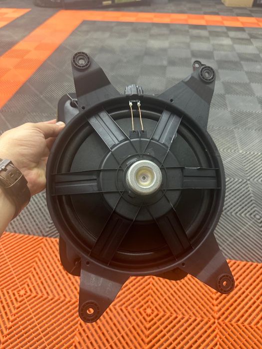 Subwoofer Audi A6 C7