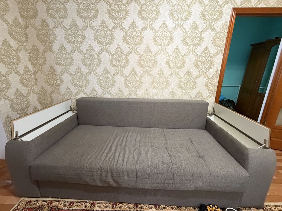 продам диван в отличном состоянии