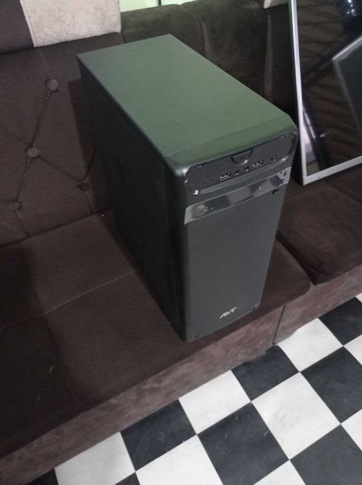 CASE i3 7100/4Gb ddr4/256Gb ssd