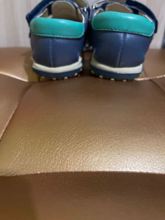 Обувь детская 24 размера