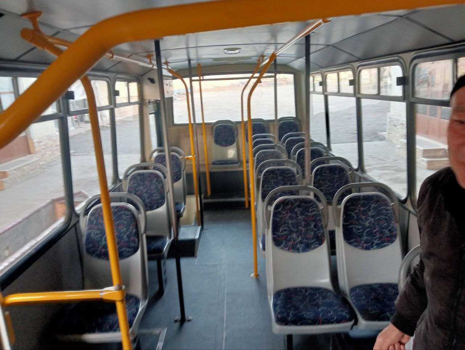 Avtobus sotiladi 2018 yilda ishlab chiqarilgan xolati zo'r