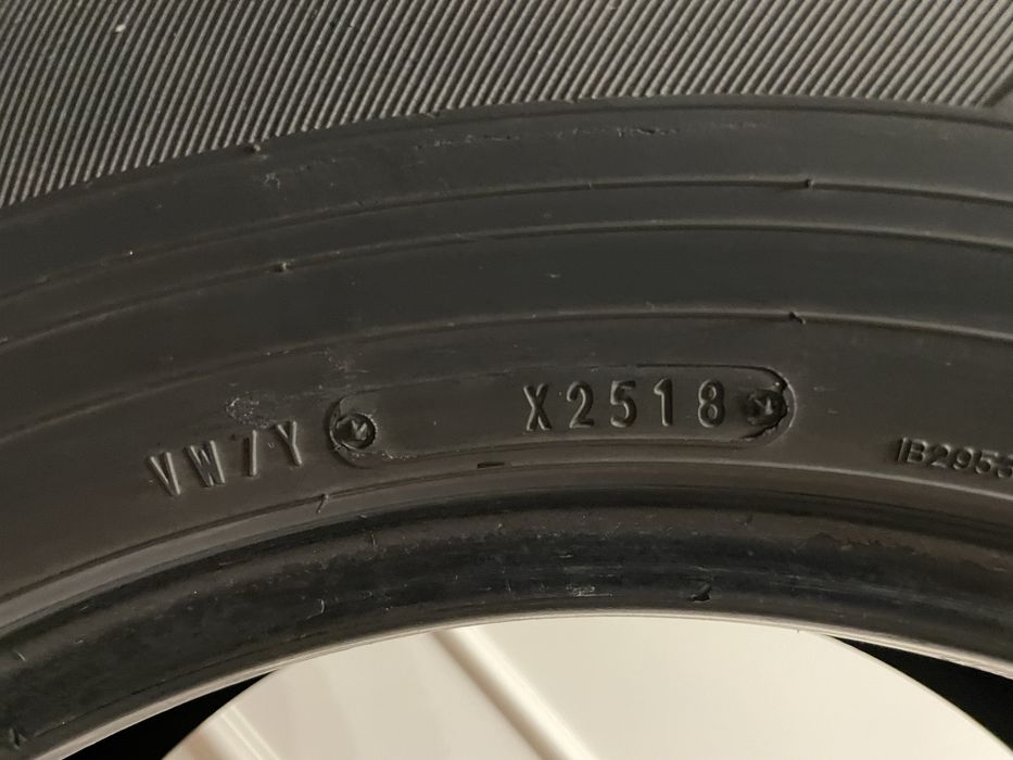 Продам шины Falken