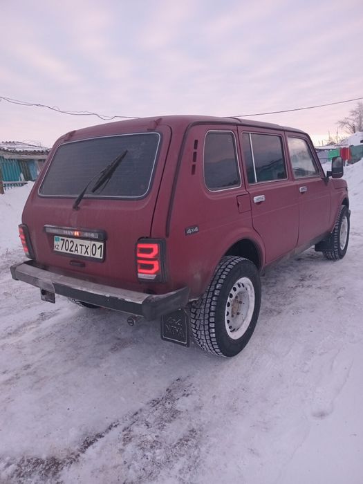 Продам машину нива