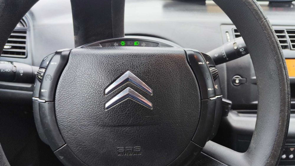 Citroen C4 2009 hatchback, benzina