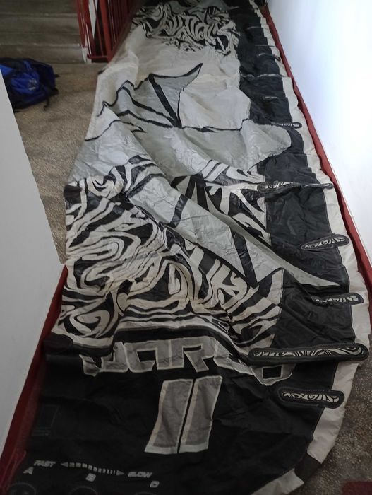 Echipament kitesurfing/kiteboarding