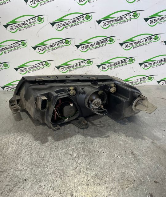 Far dreapta 1 EL 008 350 02 Volkswagen VW Passat B5.5 (facelift)