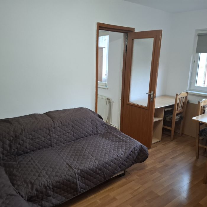 Dau apartamente spre inchiriere