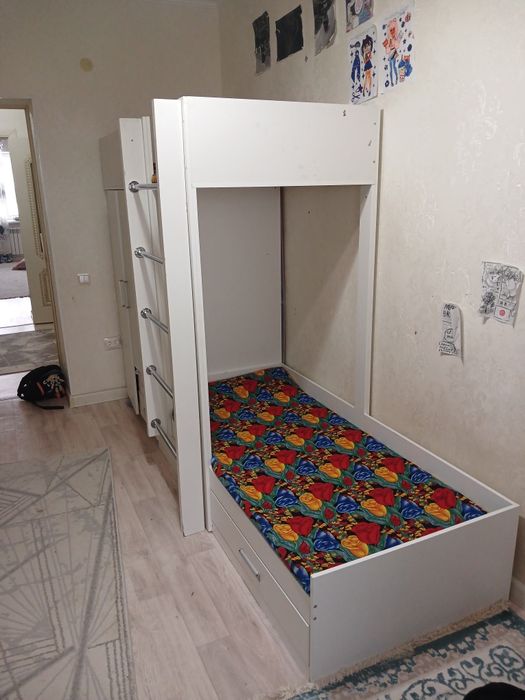 Детский двухярусный кровать