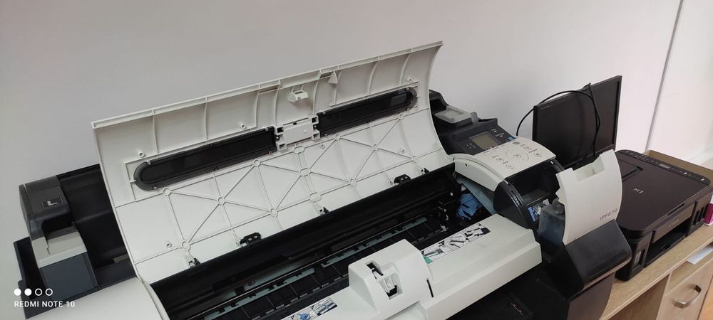 Плоттер ipf 670. Плоттер ipf 670