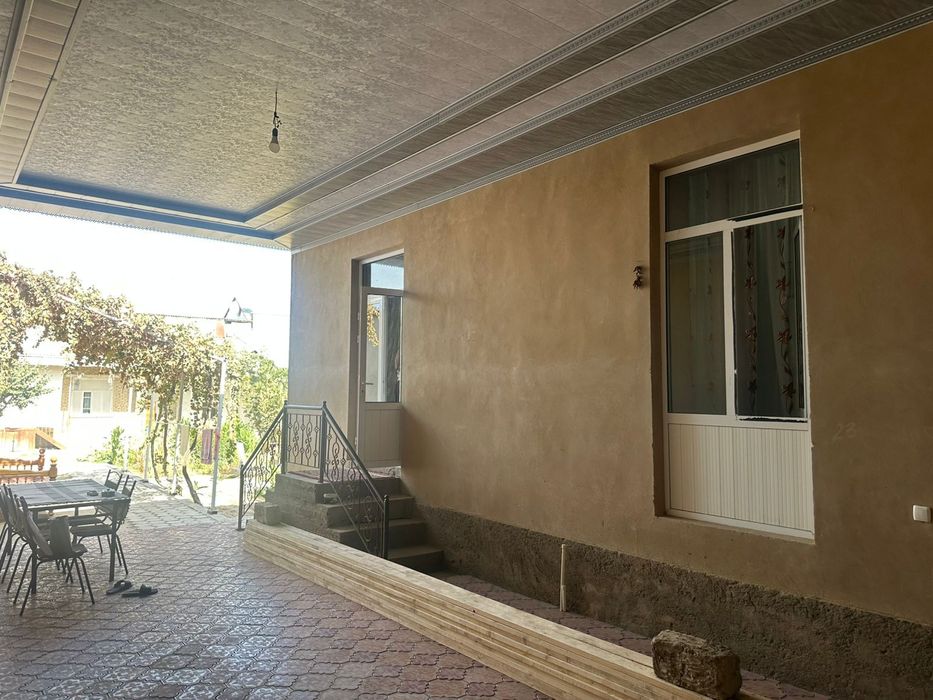 Дом 275м² участок на 8 соток