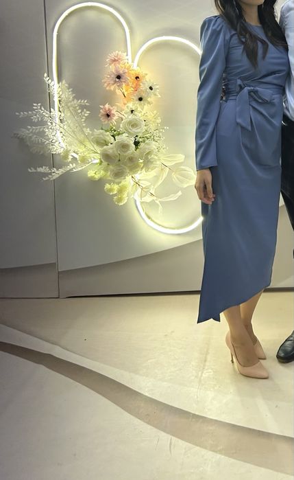 Продам платье шикарное