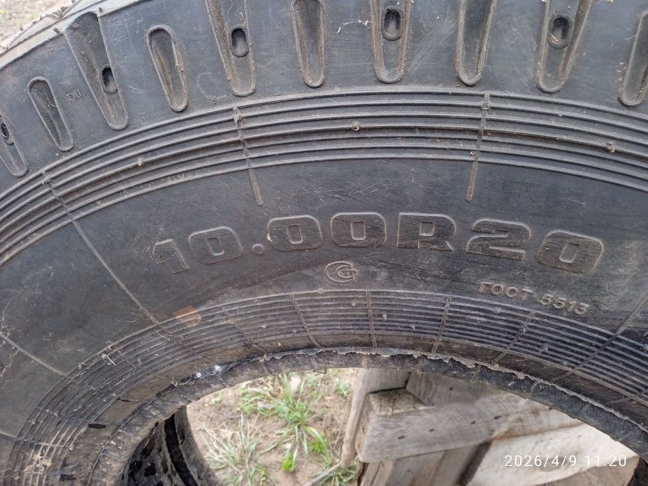 Продам Резину на Камаз