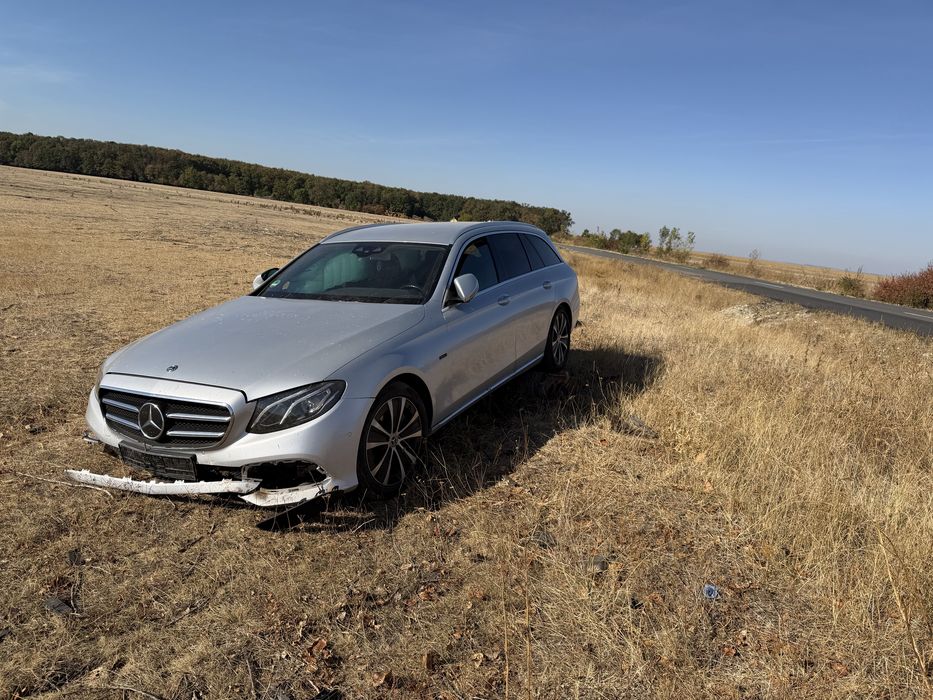 MERCEDES-BENZ E-Class 2019 — imagine 2