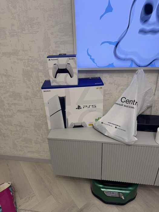 Продам Sony Playstation5