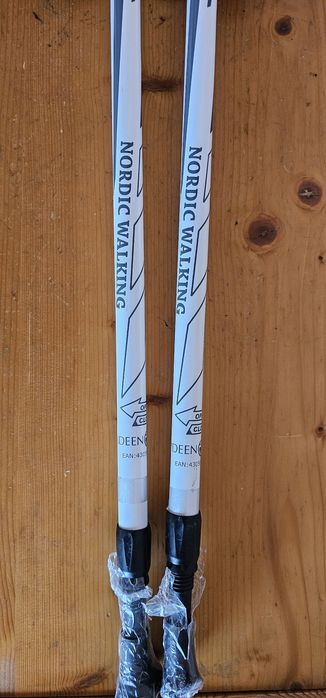 Baston trakking, drumeție, plimbări in natura...