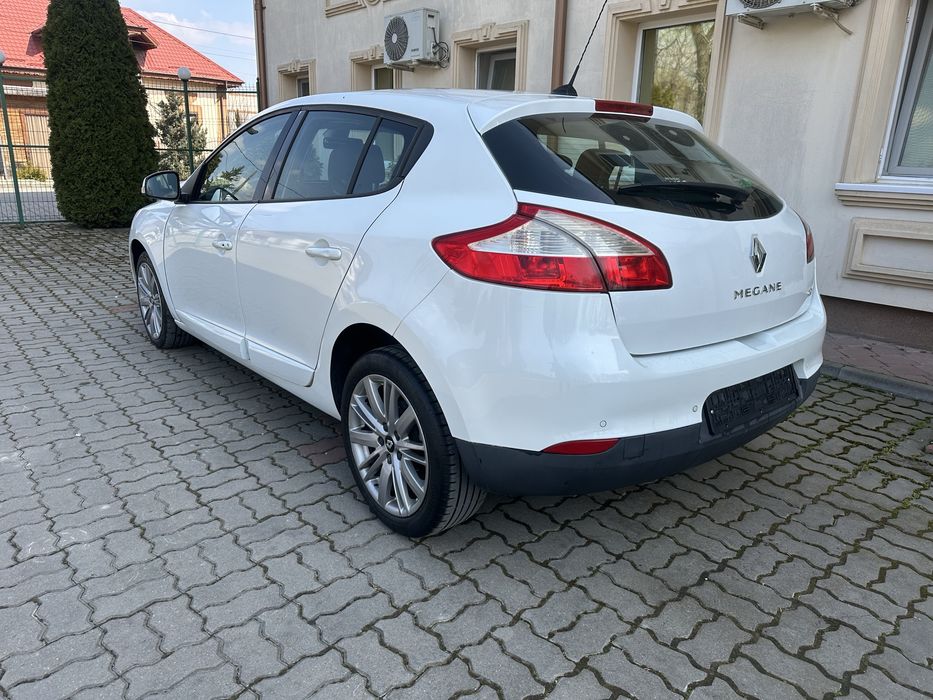 RENAULT Megane 2013 — imagine 3