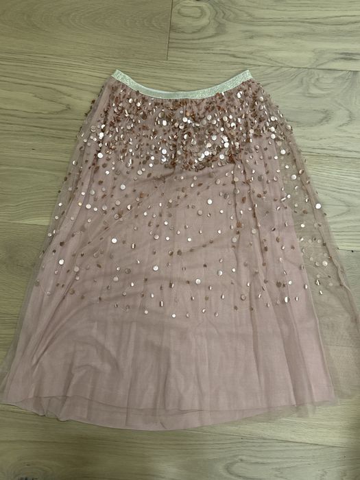 Розовая юбка с пайетками