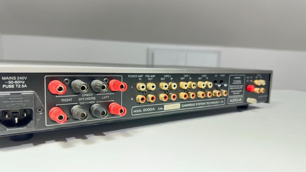 Amplificator Audiolab 8000A