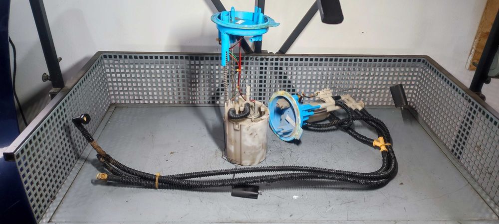 Pompa combustibil + aditionala rezervor volkswagen vw tiguan 1.4 TSI BWK cod 5N0919015F , 5N0919109A