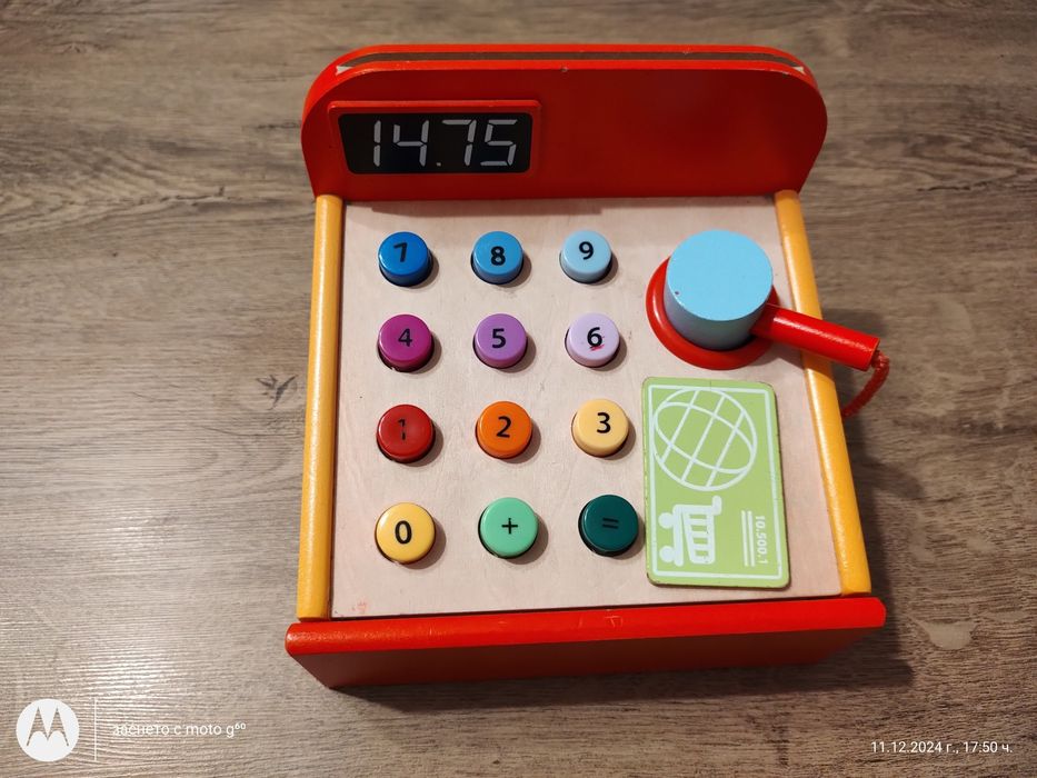 Дървена играчка касов апарат със скенер ( коледна играчка)