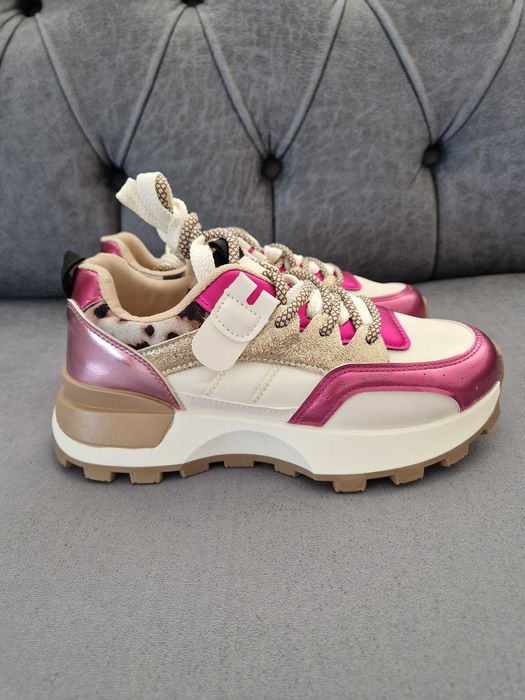 Нови сникърси 37н.