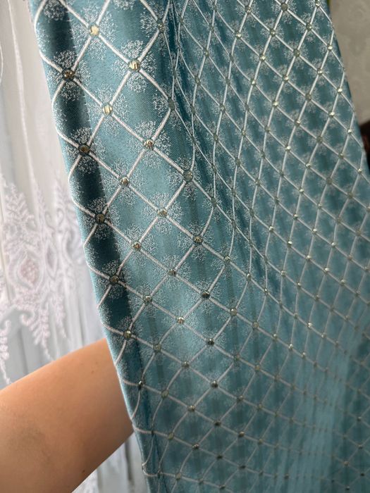 Продам шторы в хорошем состояни