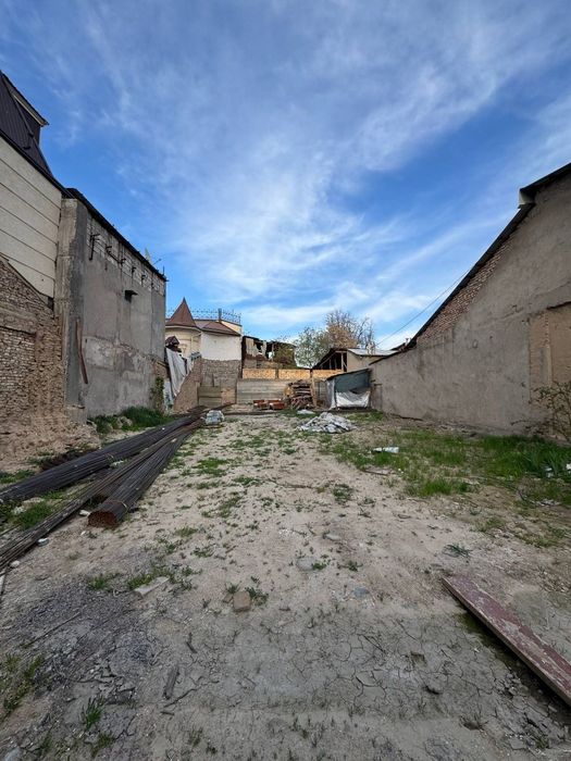 Никитина участок 4-сотки по факту 4,5-сотки. Фасад 13,5-метров.