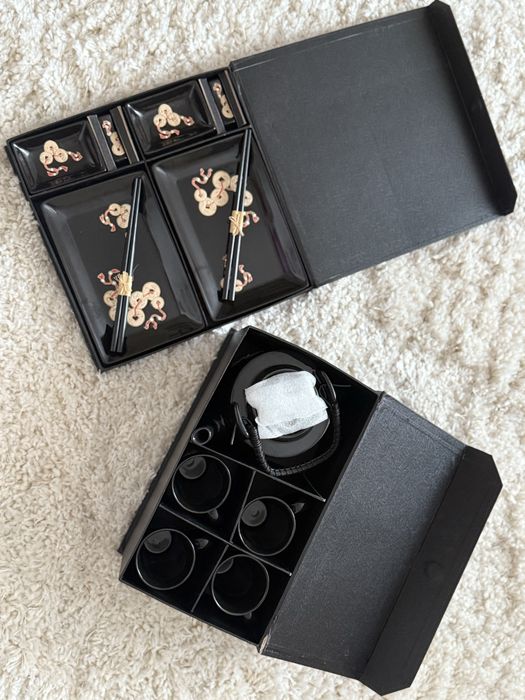 Сервиз с японски елементи