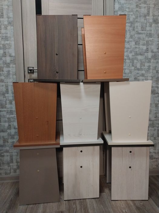 Продам Табуреты новые.