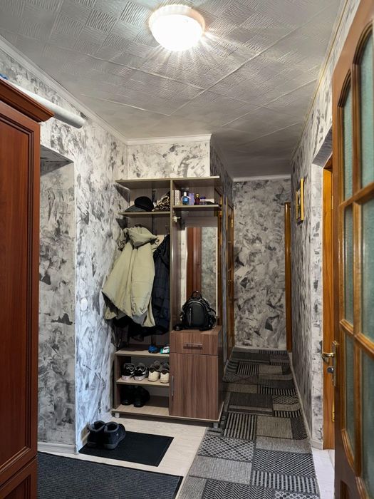 Продается 2-х комнатная квартира