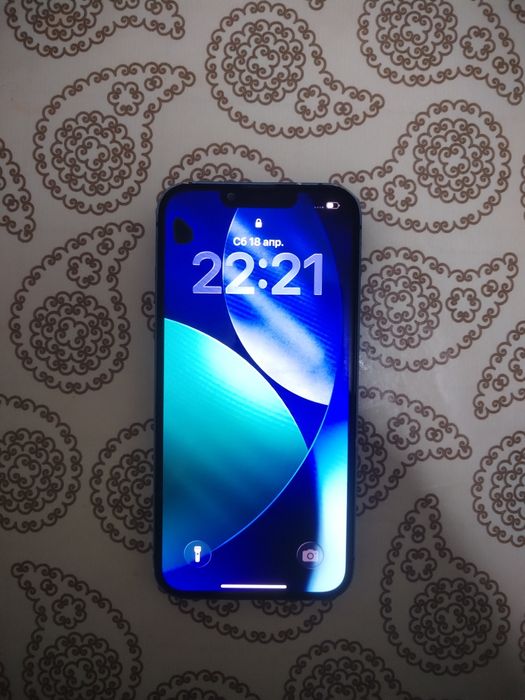 Айфон 13/128 телефон