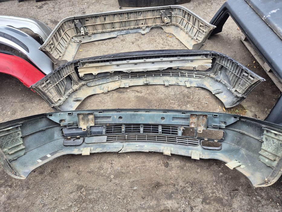 Бампер передний Ауди 100 с4 а6 с4