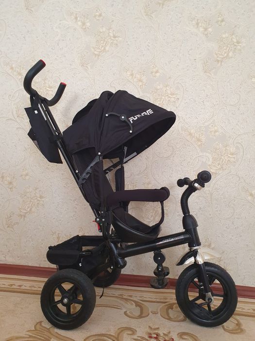 Трёхколёсный велосипед