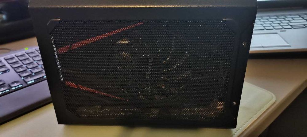 AORUS GTX 1080 GAMING BOX - eGPU Placa Video Externa Thunderbolt Horezu ...