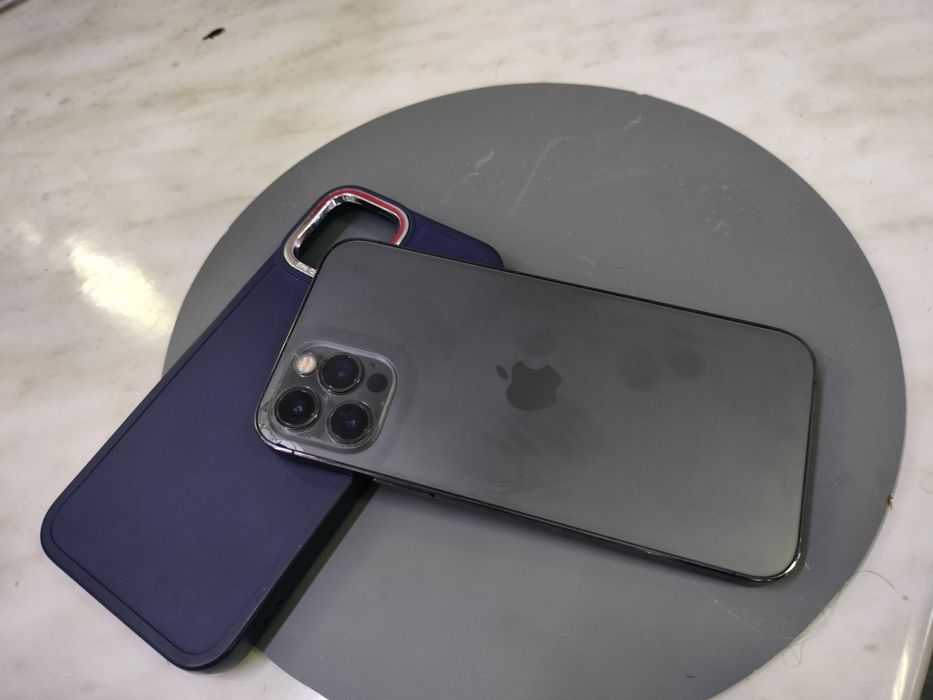 IPhone 12 Pro срочно