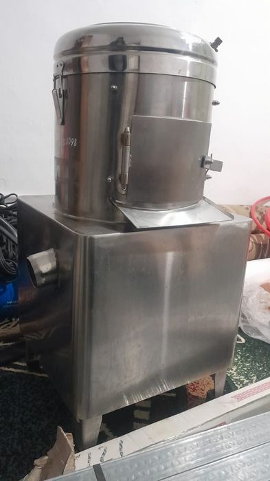 Продаеться картоп чисьитель нержавейка