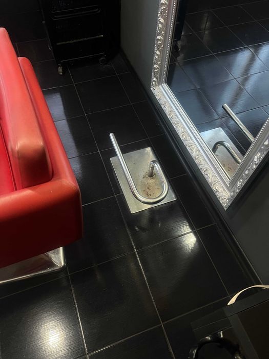 Огледала за фризьорски салон втора ръка