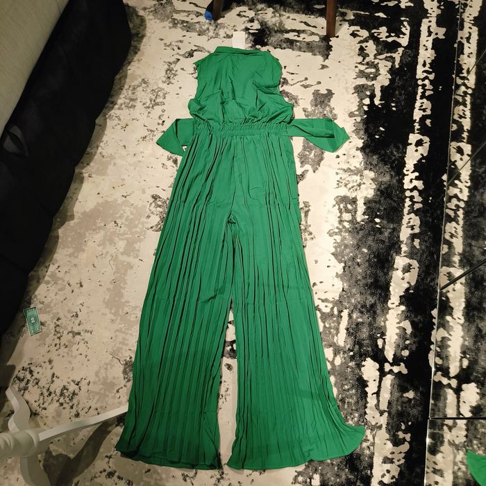 Salopeta cu buzunare verde noua S-XL