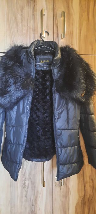 Дамско зимно яке М размер
