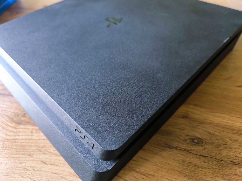 Playstation 4slim