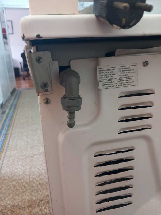 Готварска печка.Комбинирана