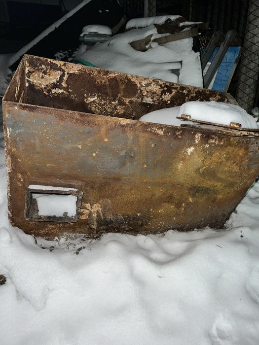 Продам котел и чугуные батарее!