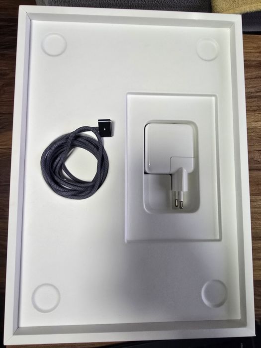 НОВ! Macbook Air M3 16GB