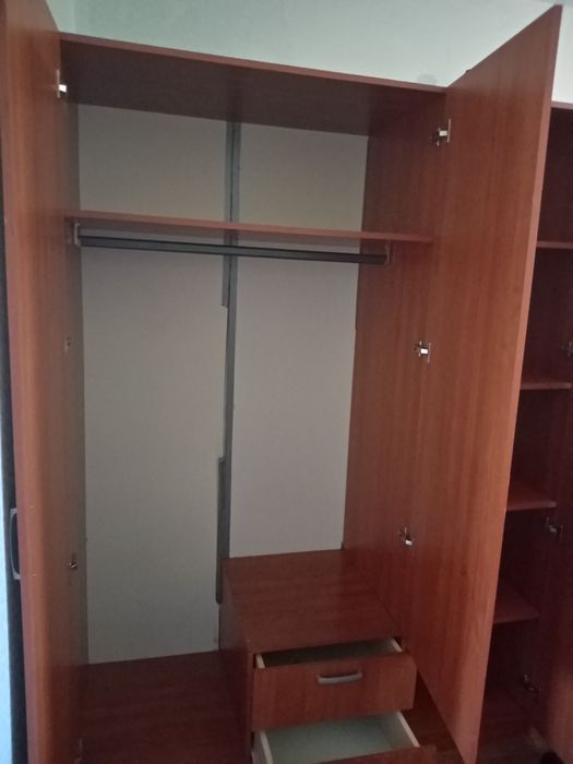 продается шкаф на фото
