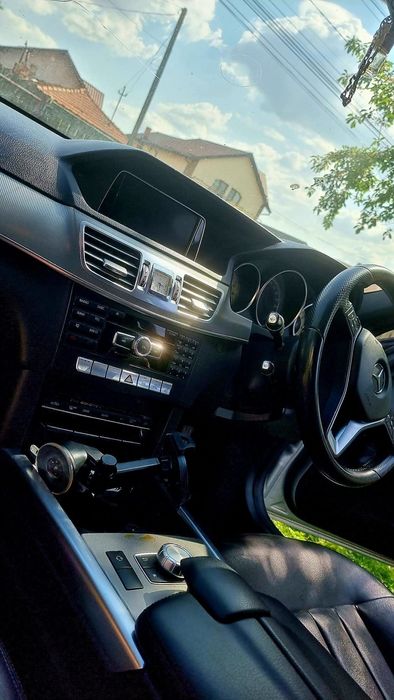 Vând  Mercedes  stare utilizat