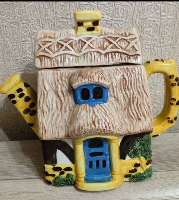 Чайник домик новый
