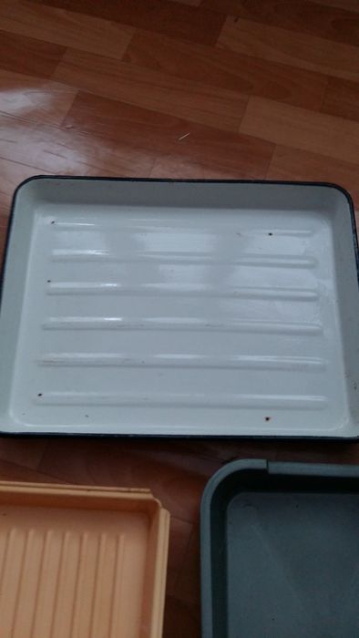 Подносы противень