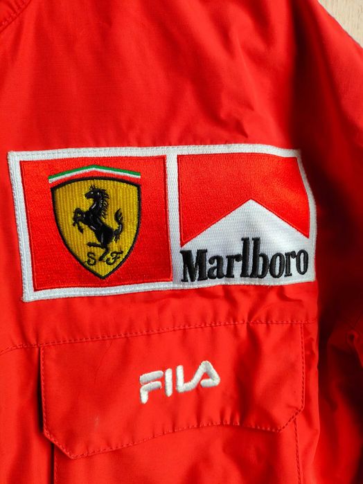 Geacă Fila Scuderia Ferrari F1 2003 – Semnătură inginer | Rară