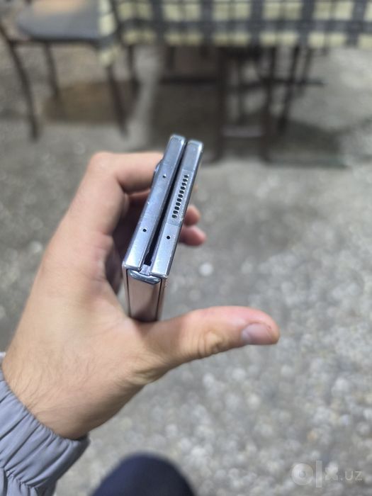 Samsung Z fold 4